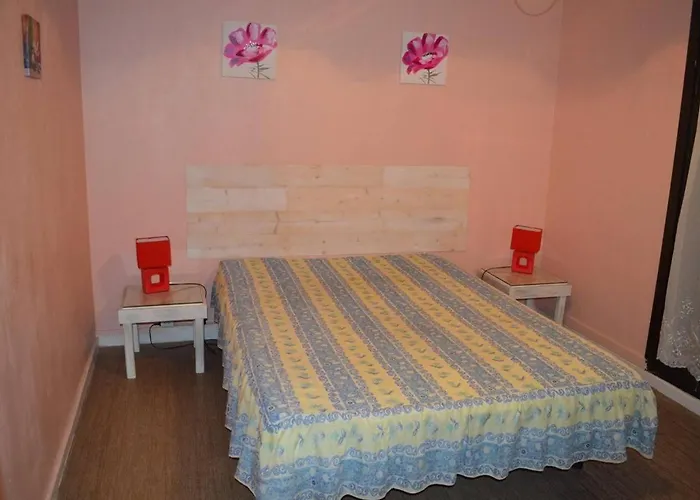 3 Pieces 6 Couchages Sur Bn020-036 Banyuls-sur-Mer